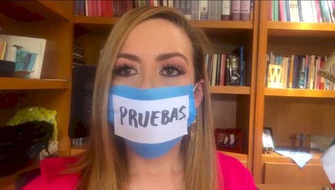 La diputada panista compartió su malestar en redes sociales