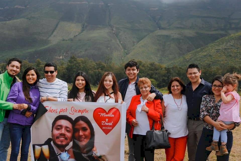 Propuesta de matrimonio de doctores ecuatorianos