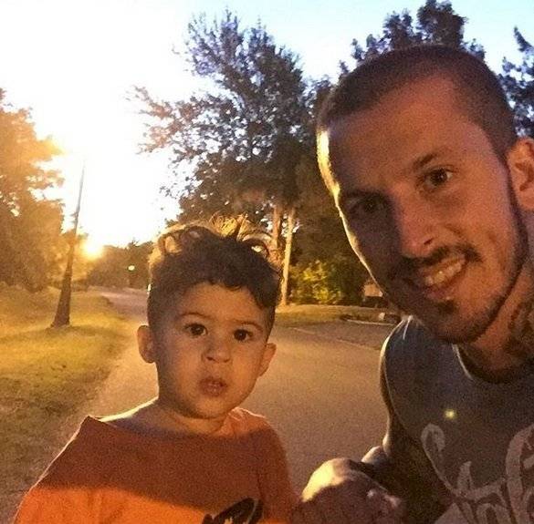 EL niños es hijo del fubolista argentino Darío Benedetto y la influencer Noelia Pons