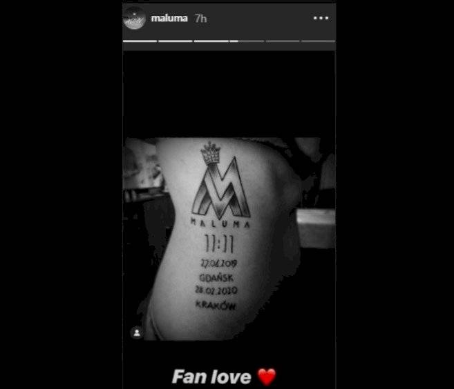 Fanática de Maluma se tatuó el logo del cantante