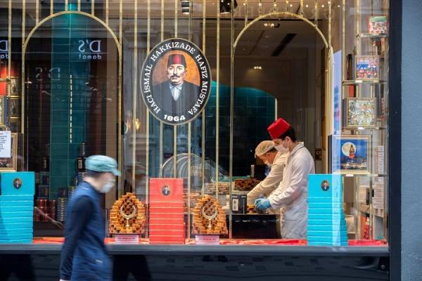El Gran Bazar de Estambul, abierto de nuevo, tras 2 meses de cierre por el COVID-19