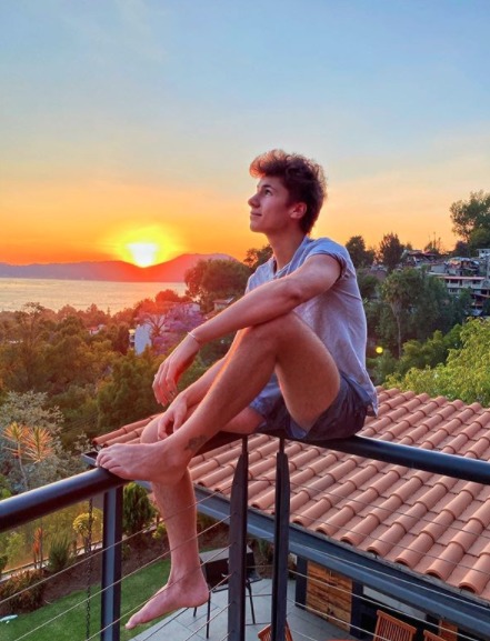 Juanpa Zurita Juanpa Zurita