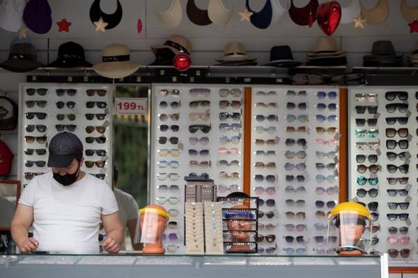 El Gran Bazar de Estambul, abierto de nuevo, tras 2 meses de cierre por el COVID-19