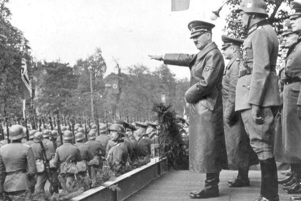 Adolf Hitler Adolf Hitler