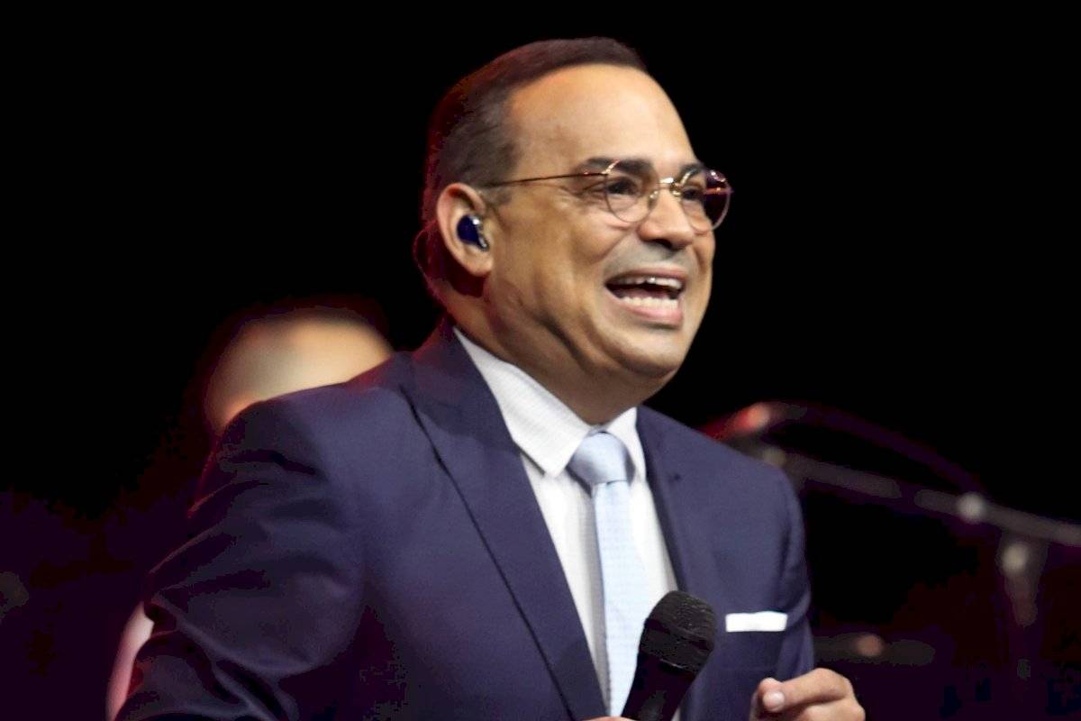 Gilberto Santa Rosa celebra dos nominaciones al Latin Grammy - Vimarsana News