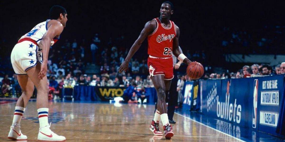 Michael Jordan y otro récord: sus zapatillas Nike se subastan en 560 mil dólares en Sotheby’s