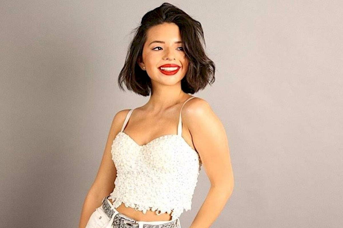 Angela Aguilar A Sus 16 Anos El Nuevo Icono De La Moda Juvenil Mexicana Resaltado Con Una Mini Cintura Publimetro Mexico