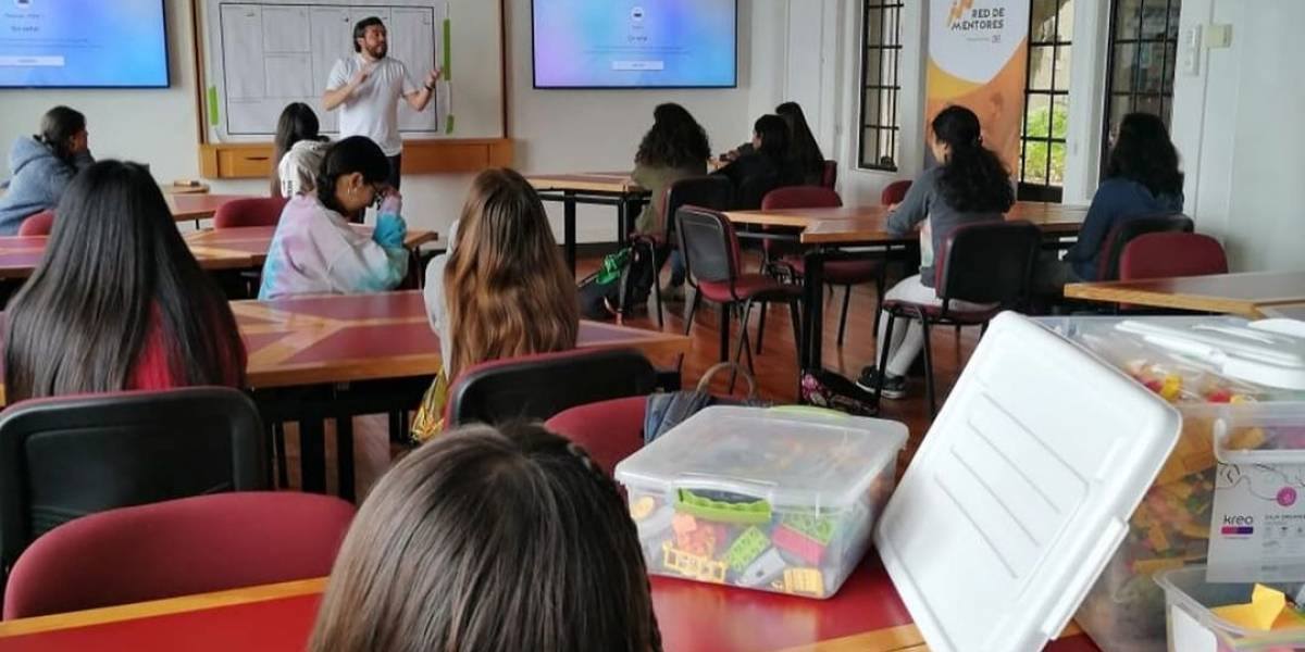 Technovation Girls: a pesar de la pandemia, más de 600 niñas en Chile siguen aprendiendo programación