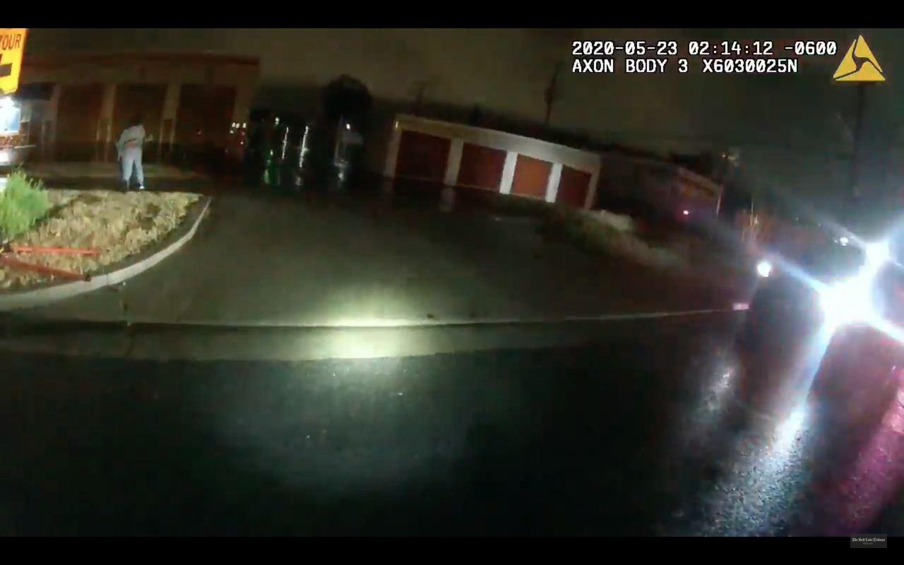 Aterrador video demuestra brutalidad policial contra latino en Estados Unidos Aterrador video demuestra brutalidad policial contra latino en Estados Unidos