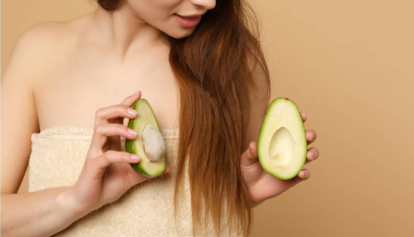 El aguacate junto al huevo te ayudarán a recuperar la vitalidad de tu cabello Mascarilla
