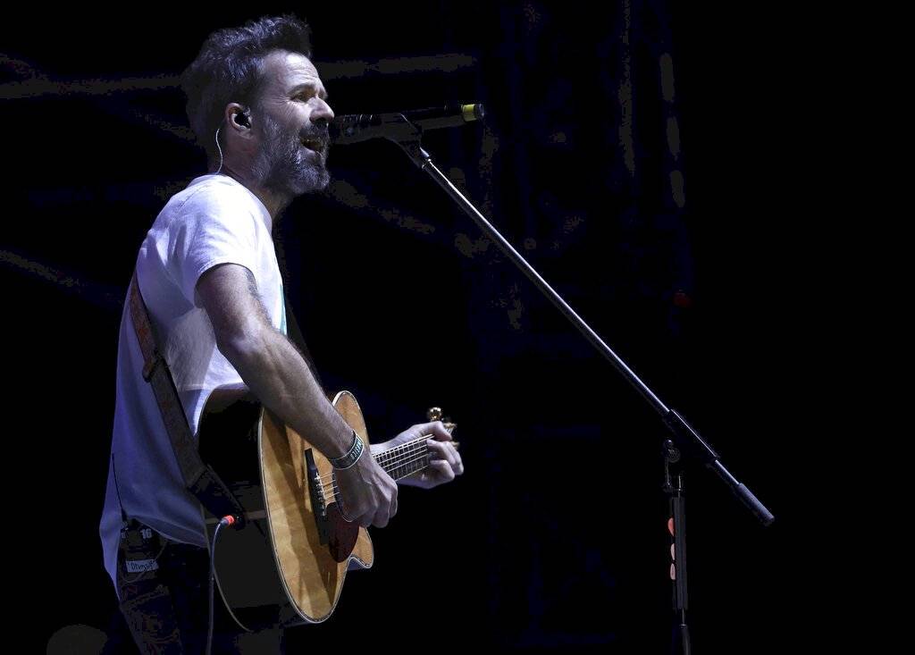 En octubre de 2018 anunció que deja la música de manera indefinida a partir de enero de 2019.11