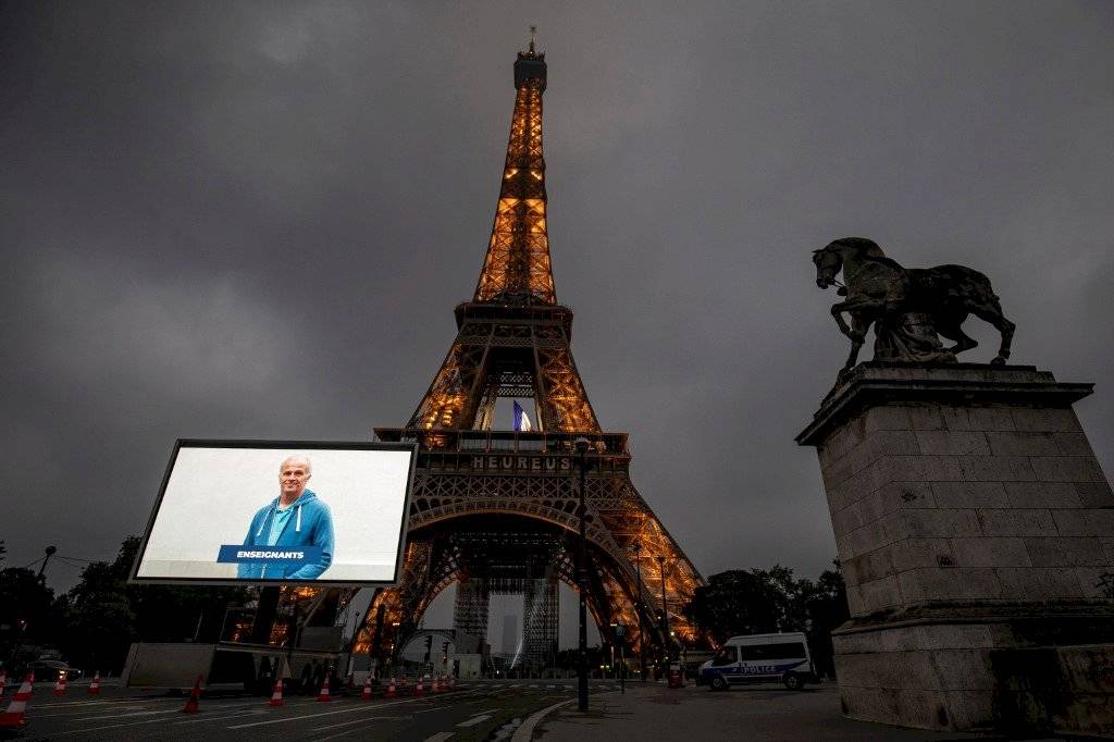Torre Eiffel, cerrada por la pandemia de COVID-19
