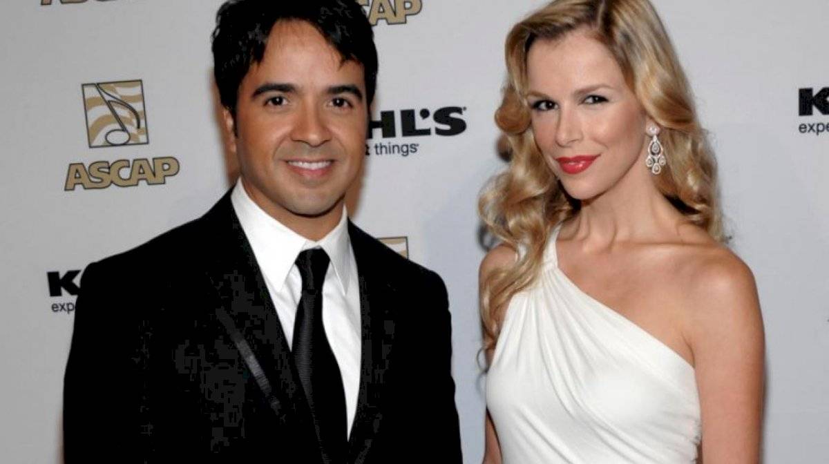 La esposa de Luis Fonsi no pudo contenerse al ver la sexi foto que había subido el intérprete