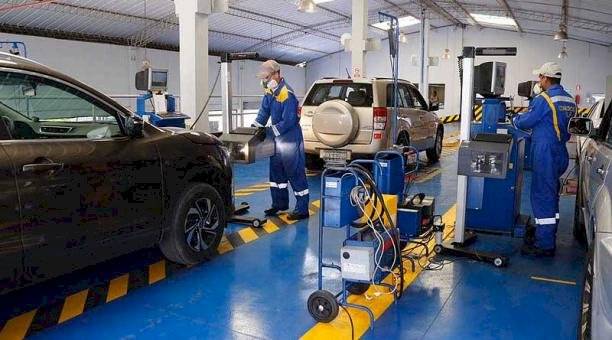 Matriculación vehicular y revisión técnica en Quito