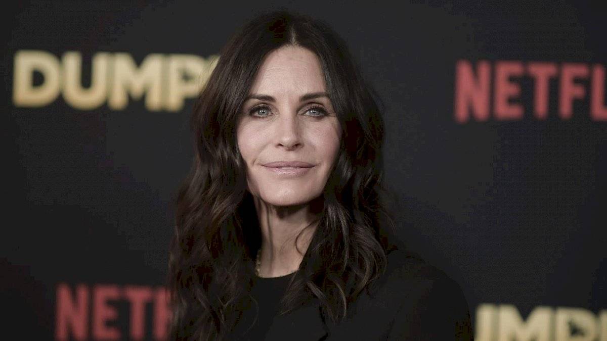 Las capas invisibles han sido impuestas por celebridades como Courteney Cox