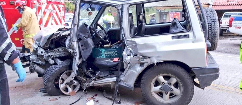 Auto del exalcalde de Guachapala en Azuay