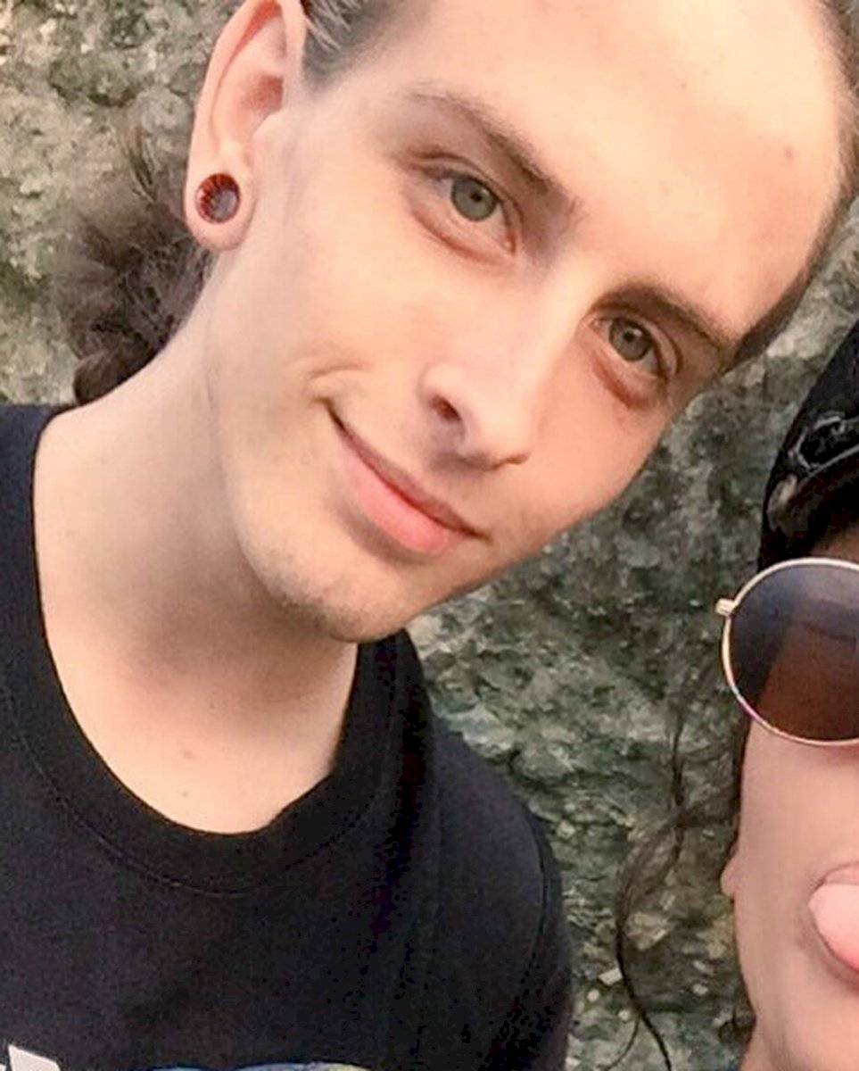 Travis, joven que dejó el consumo de las drogas