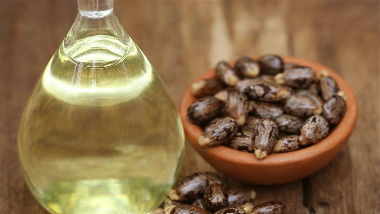 El aceite de ricino alargar tus pestañas