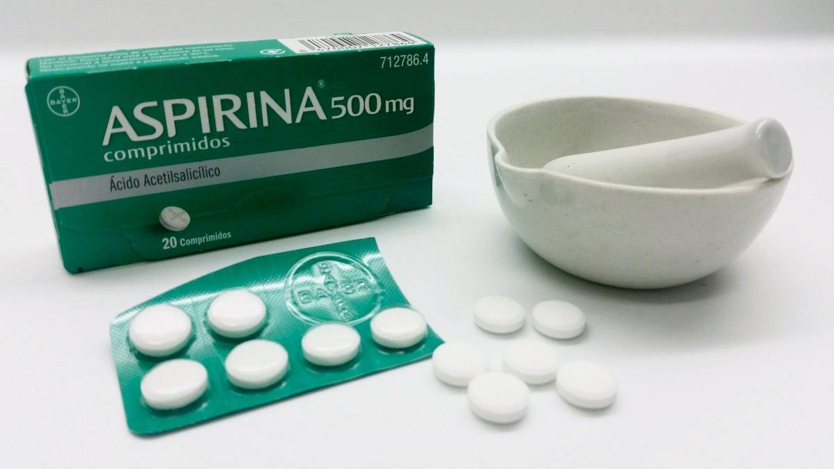La aspirina tiene un ingrediente esencial en los champús anticaspa