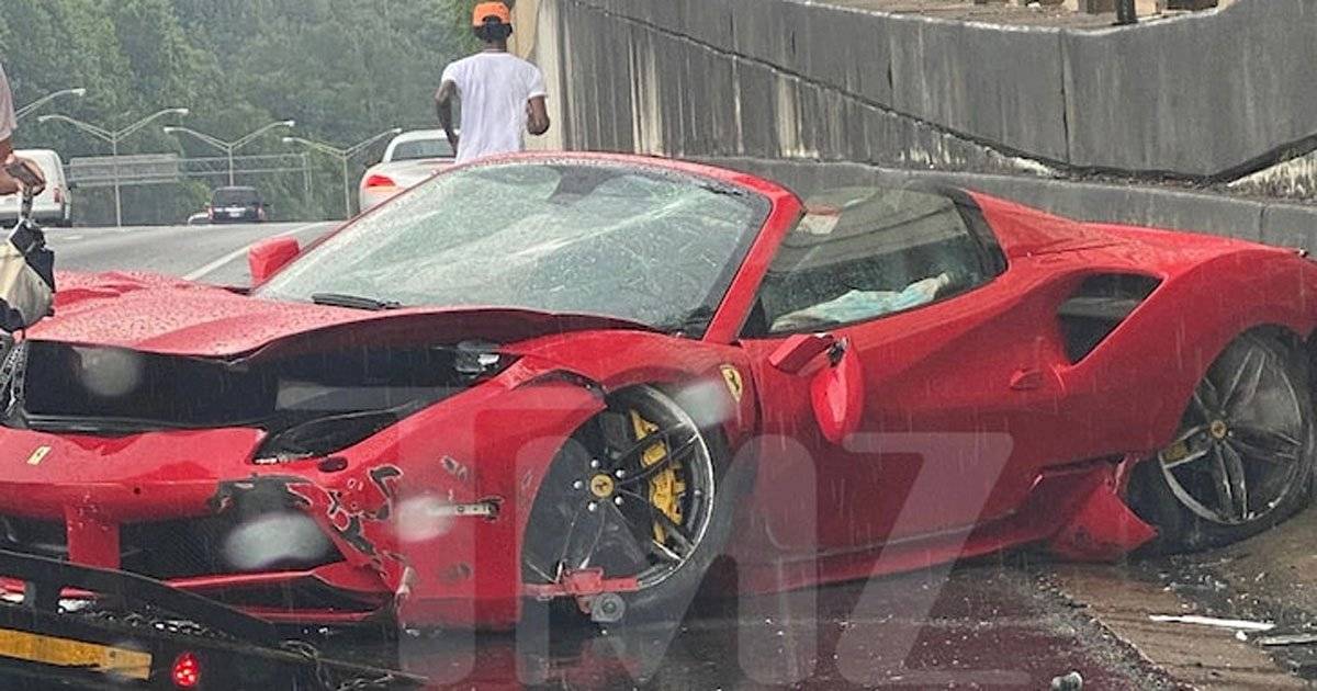 ferrari destruída do rapper