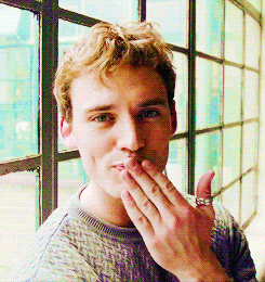 sam claflin