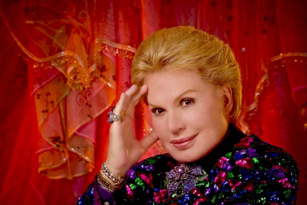 El documental sobre Walter Mercado ha creado muchas expectativas