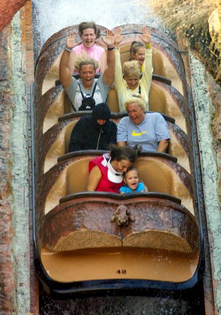 Disney PArk Splash mountain