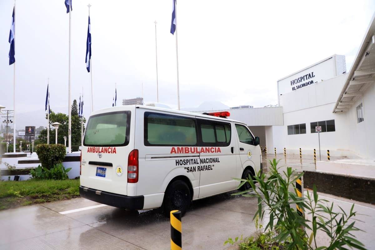 Exteriores del Hospital El Salvador