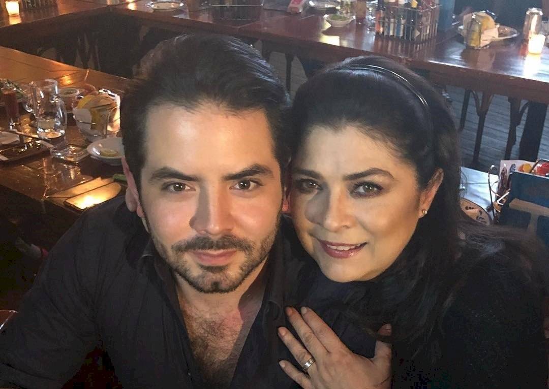 José Eduardo Derbez y Victoria Ruffo