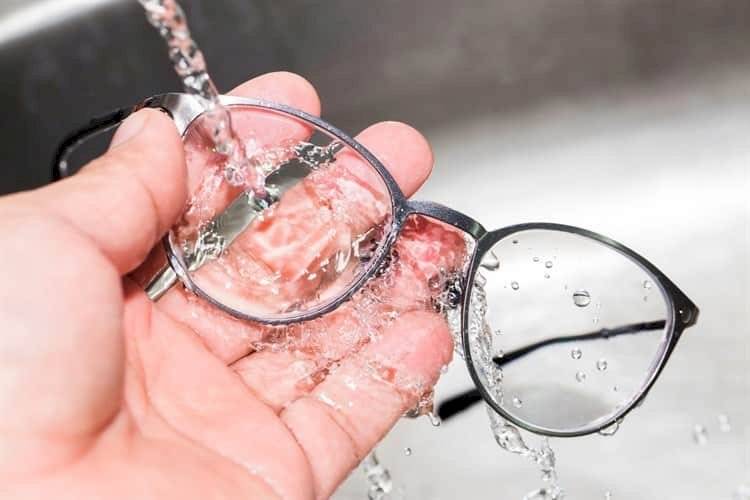 Lentes Jabón y Agua