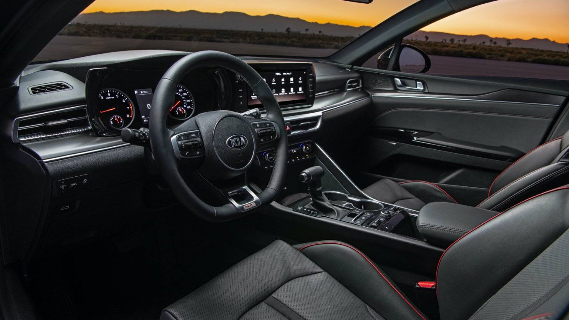 KIA Optima 2021
