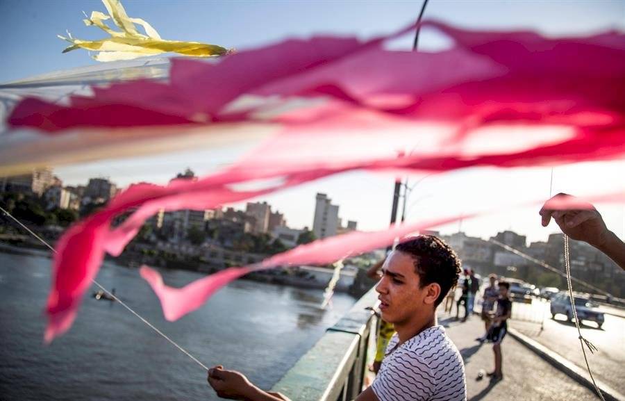 El Cairo escapa del coronavirus en cometa