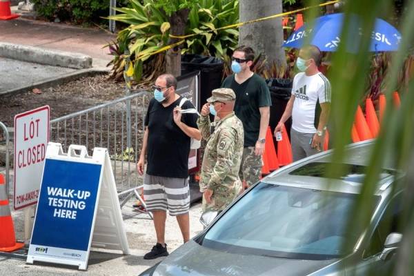 Texas y Florida a punto de colapsar por coronavirus