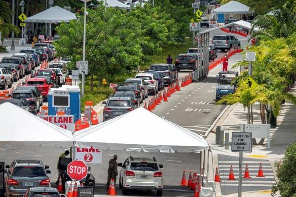 Texas y Florida a punto de colapsar por coronavirus