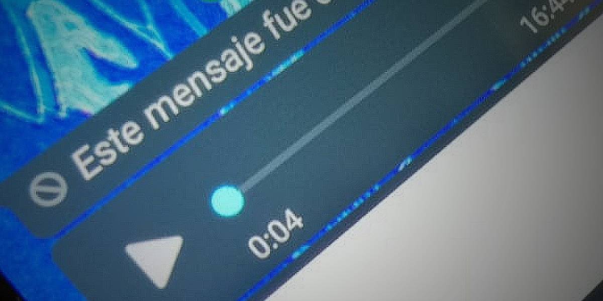 WhatsApp: ¿te enviaron un audio absurdamente largo? Así es como puedes acelerarlo y escuchar todo rápido