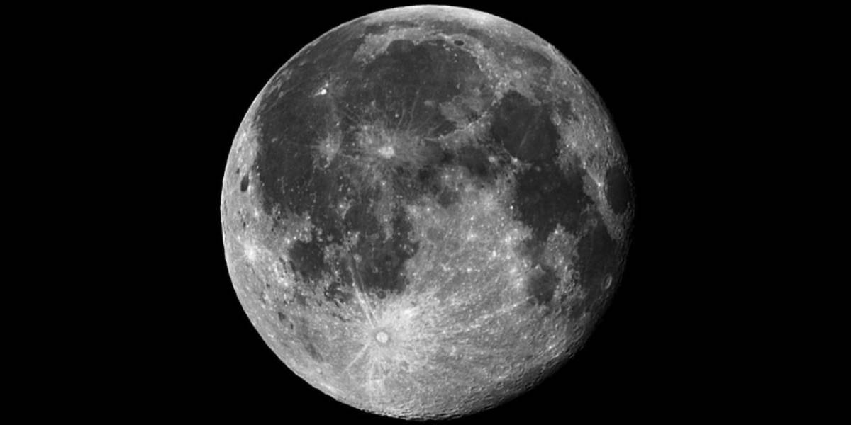 NASA: encuentran más metal en la luna de lo que se pensaba
