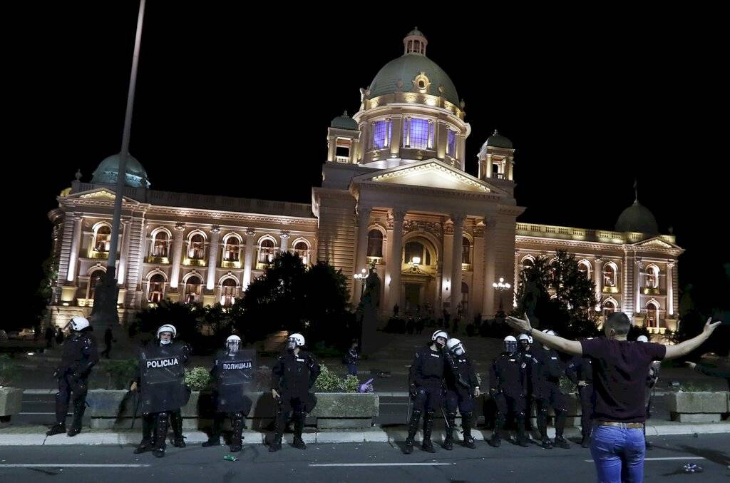 Serbia violencia