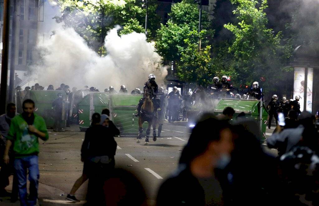 Serbia violencia