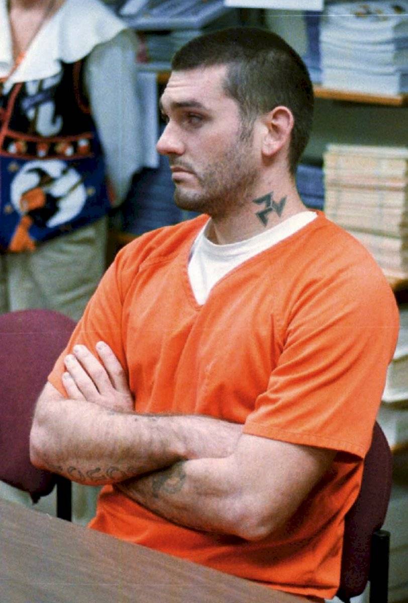 Daniel Lewis Lee espera su audiencia de comparecencia por asesinato en el Centro de Detención del Condado de Pope en Russellville, Arkansas.