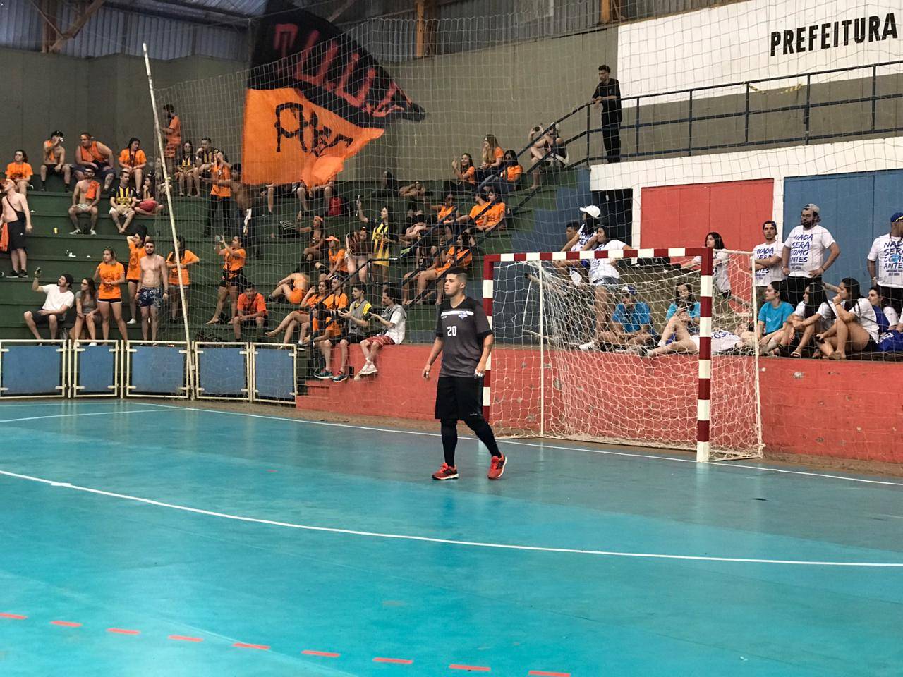 Guilherme Abreu como goleiro no time da Belas Artes Guilherme Abreu como goleiro no time da Belas Artes