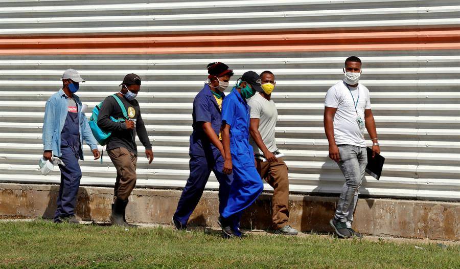 Cuba reporta por primera vez cero casos de COVID en un día