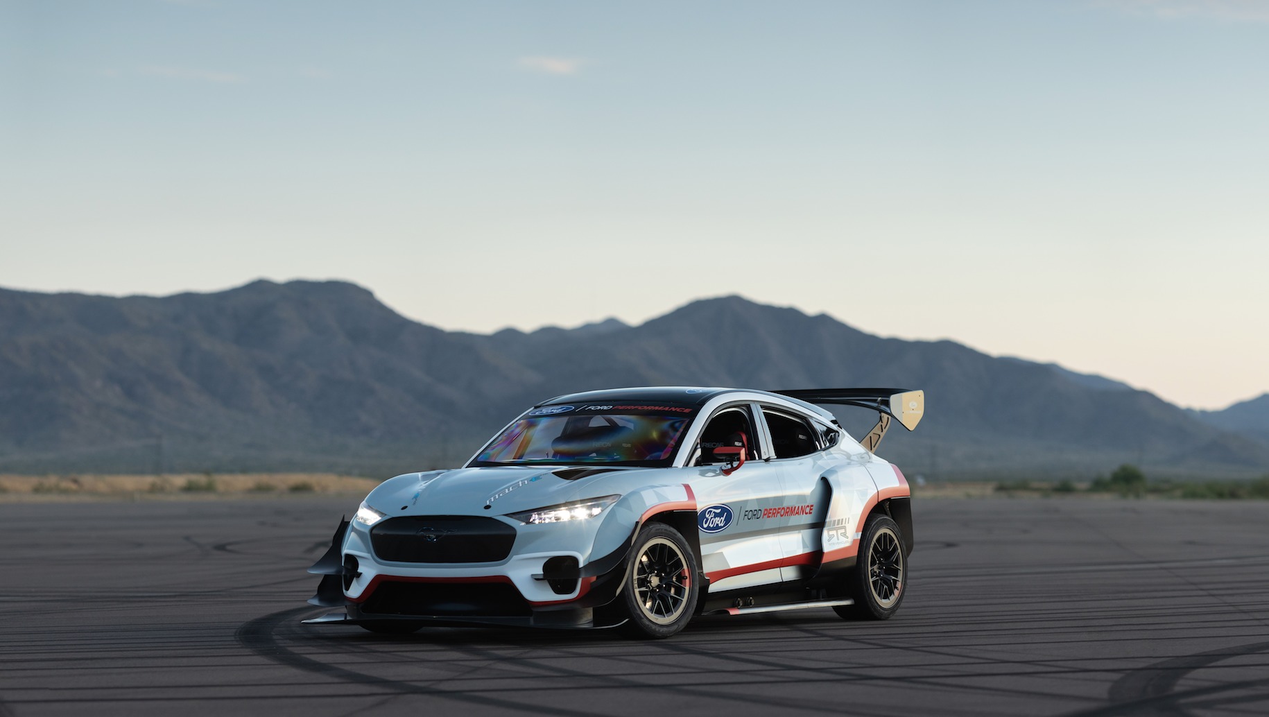 Mustang Mach-E 1400, el deportivo eléctrico más potente