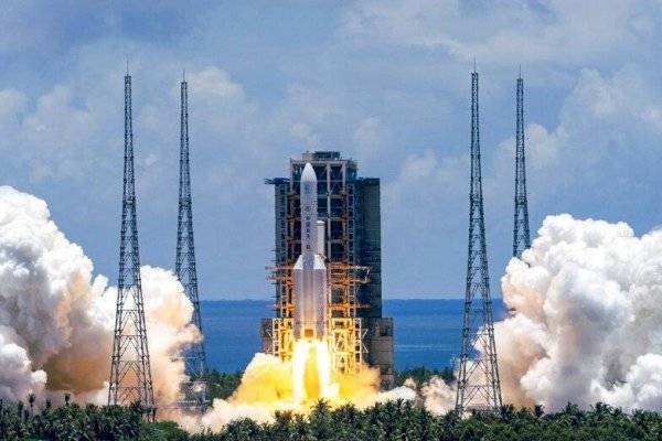 China se suma a la nueva carrera espacial y envía misión a Marte
