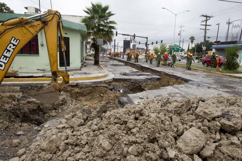 Limpieza en Nuevo León tras Hanna