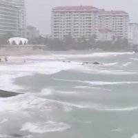 Dos personas mueren ahogadas en playa en Condado