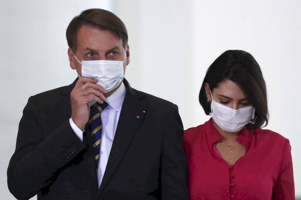 Bolsonaro esposa