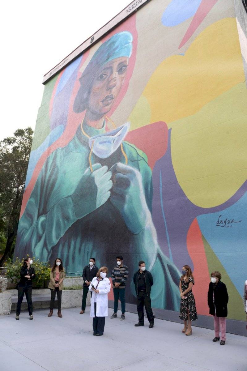 Homenaje a los héroes de blanco