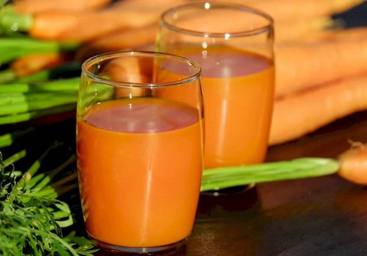 Prepara en casa estos dos jugos para bajar el colesterol