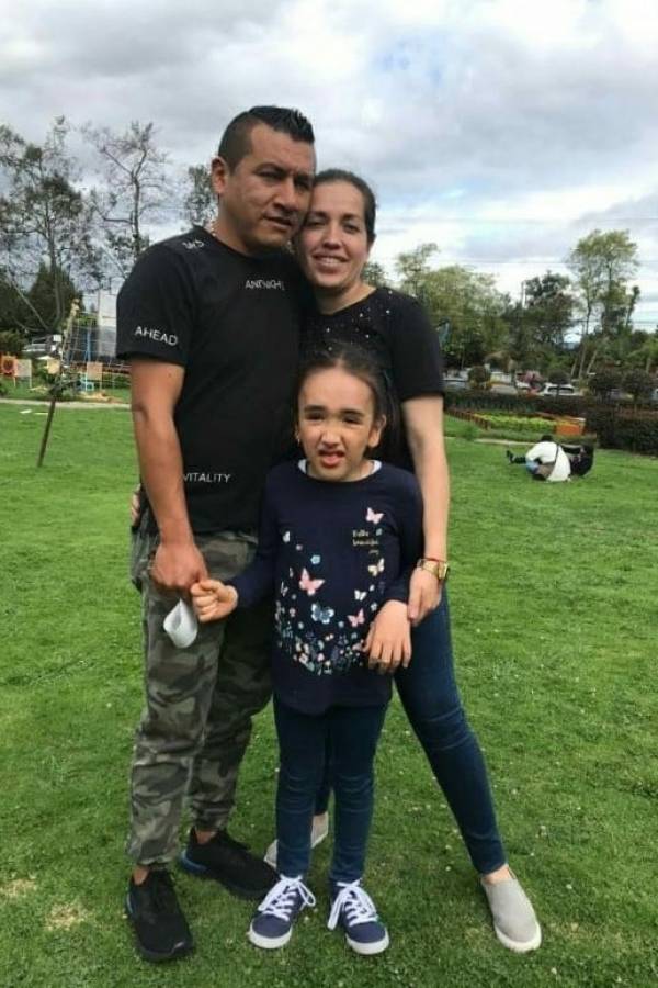 Familia despedida Duque