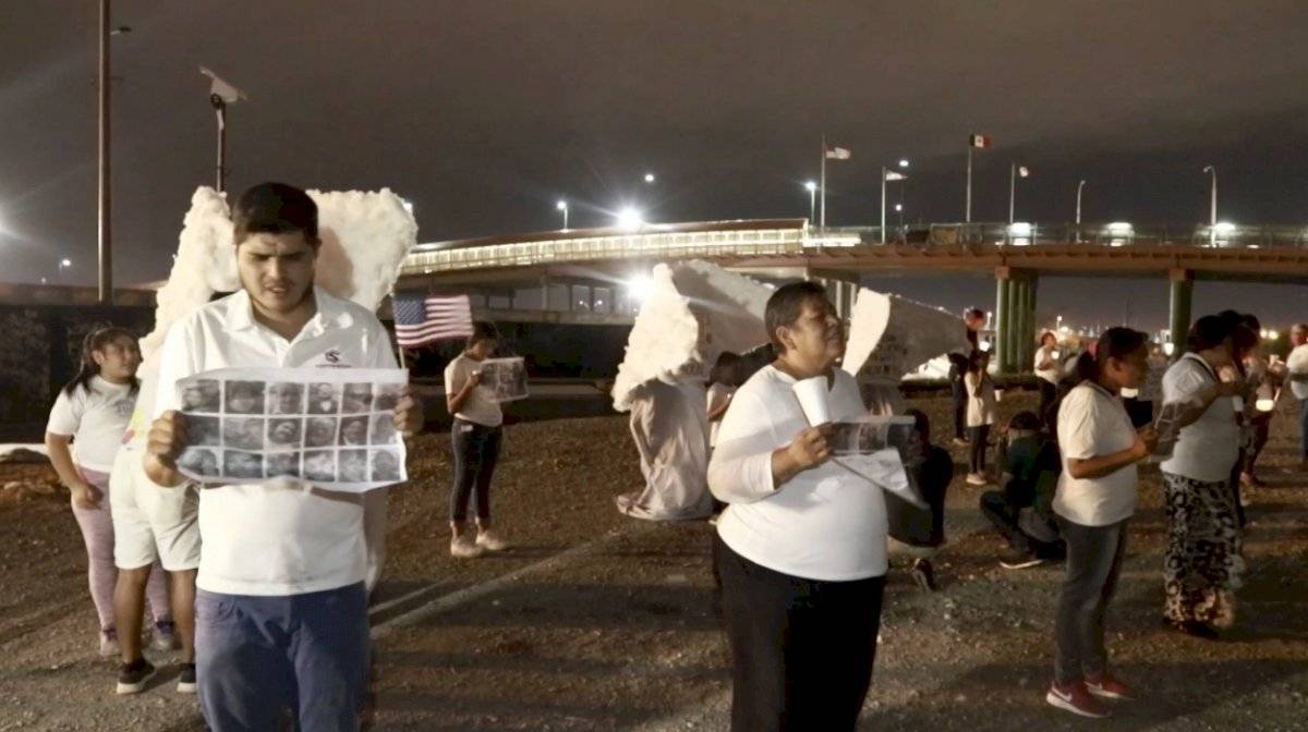 homenaje a fallecidos en El Paso
